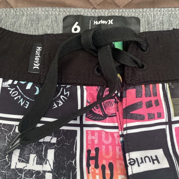 Boys Hurley board shorts - Picture 5 of 5